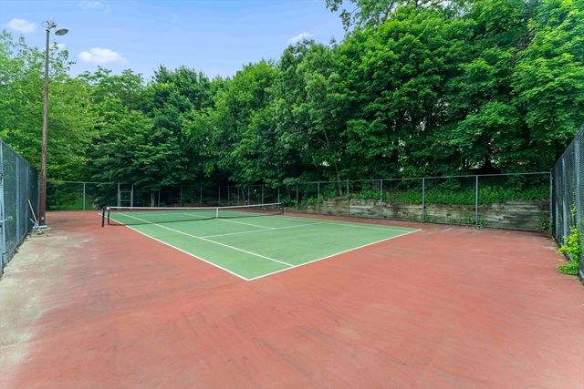 36 N Stone Mill Dr 1224, Dedham, MA 02026