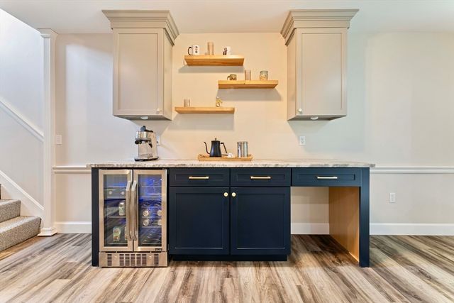 36 N Stone Mill Dr 1224, Dedham, MA 02026
