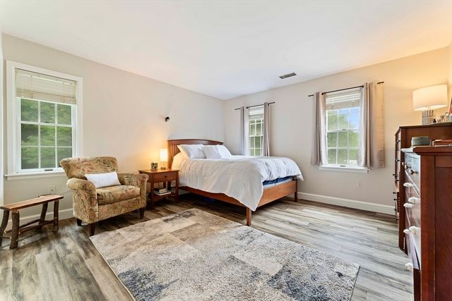 36 N Stone Mill Dr 1224, Dedham, MA 02026