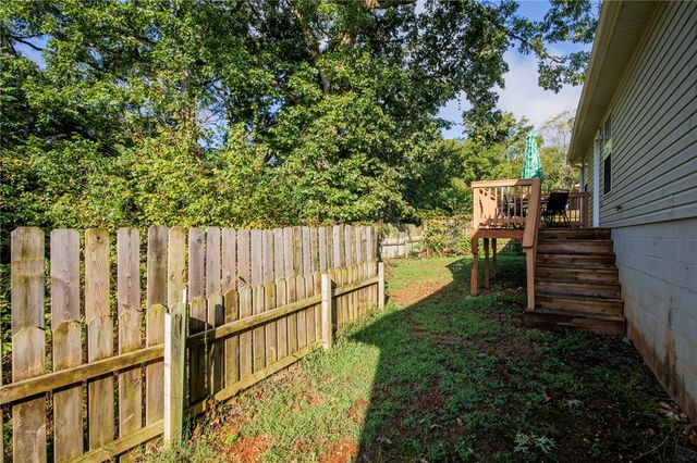 13 Hillswick Drive, Bella Vista, AR 72715