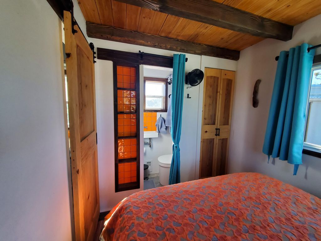 Image 10 of property listing at 4 Broken Arrow Way, Fence Lake, NM 87315