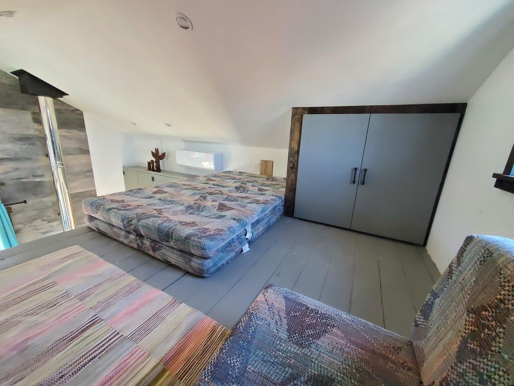 Image 16 of property listing at 4 Broken Arrow Way, Fence Lake, NM 87315