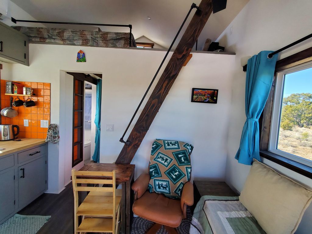 Image 6 of property listing at 4 Broken Arrow Way, Fence Lake, NM 87315