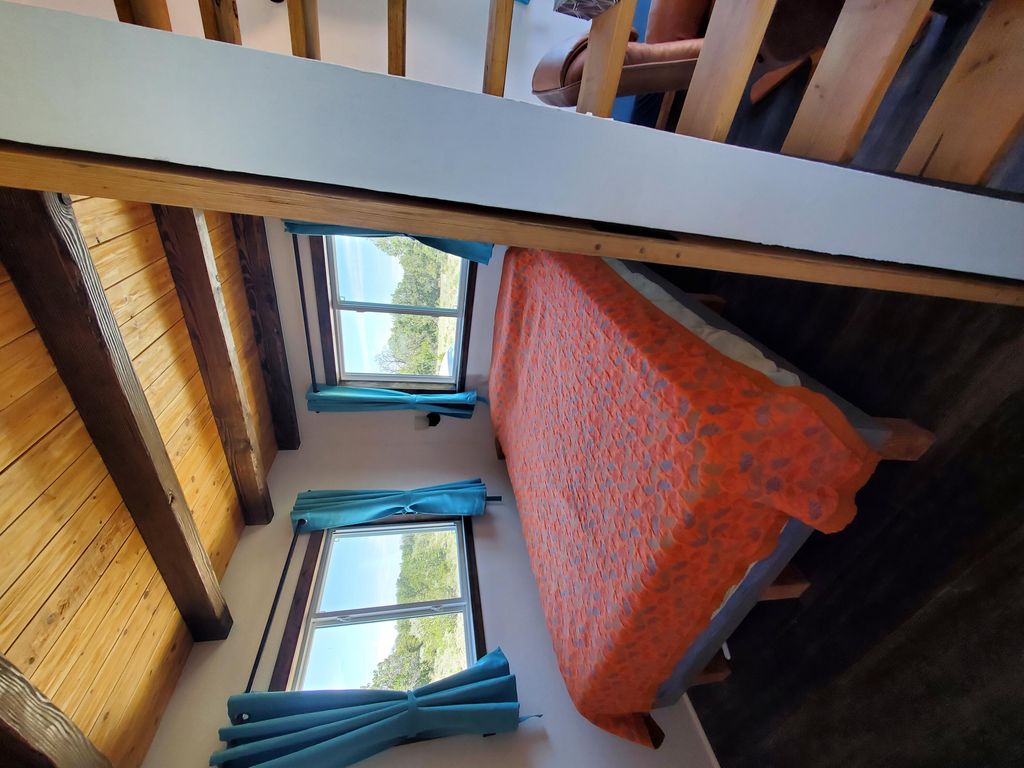 Image 9 of property listing at 4 Broken Arrow Way, Fence Lake, NM 87315