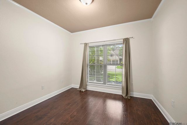 3307 Grassy Lake Dr, Baton Rouge, LA 70816