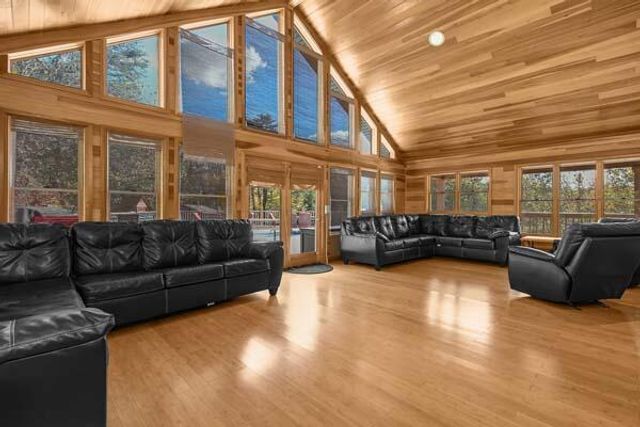 29002 Rockstull Road, Sugar Grove, OH 43155