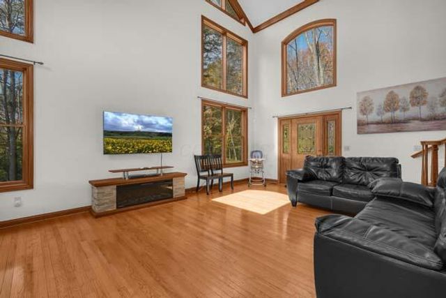 29002 Rockstull Road, Sugar Grove, OH 43155