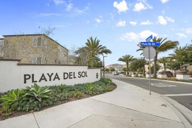 5211 Beachfront Cove St. 10, San Diego, CA 92154