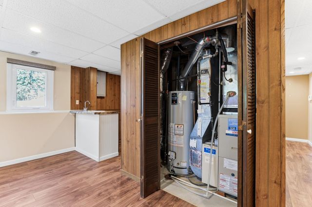 3588 Grenadier Place North Place, Oakdale, MN 55128
