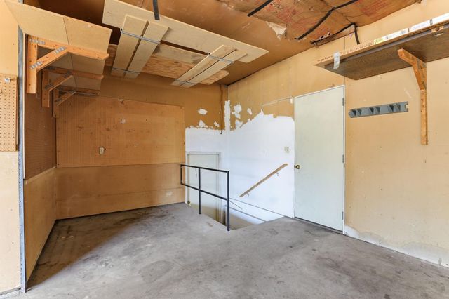 3588 Grenadier Place North Place, Oakdale, MN 55128