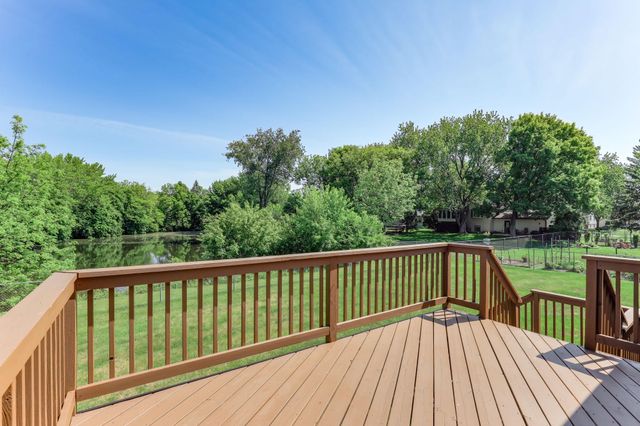3588 Grenadier Place North Place, Oakdale, MN 55128