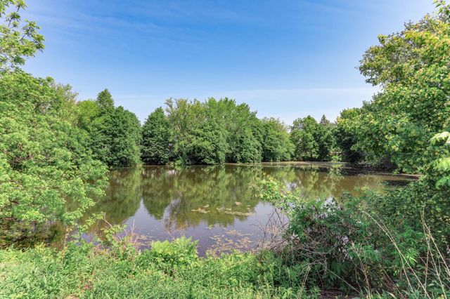 3588 Grenadier Place North Place, Oakdale, MN 55128