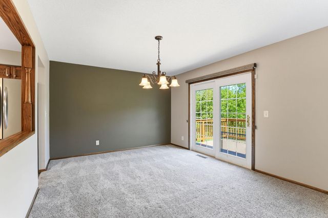 3588 Grenadier Place North Place, Oakdale, MN 55128