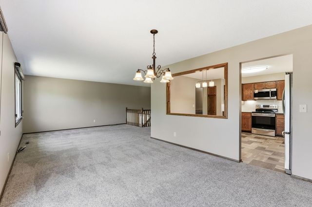 3588 Grenadier Place North Place, Oakdale, MN 55128