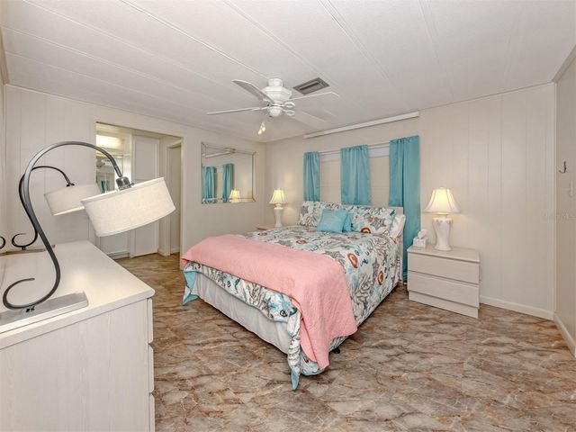 132 MARTINIQUE ROAD, North Port, FL 34287