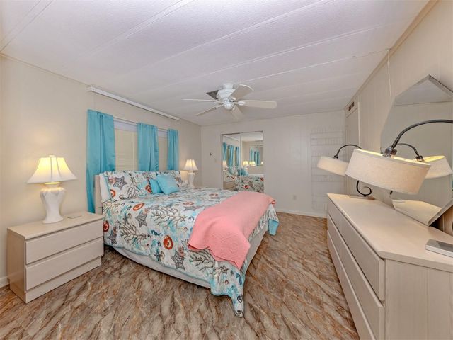 132 MARTINIQUE ROAD, North Port, FL 34287