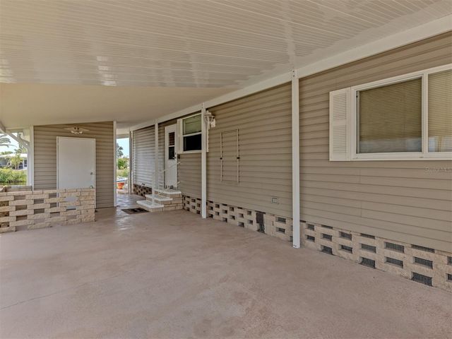132 MARTINIQUE ROAD, North Port, FL 34287