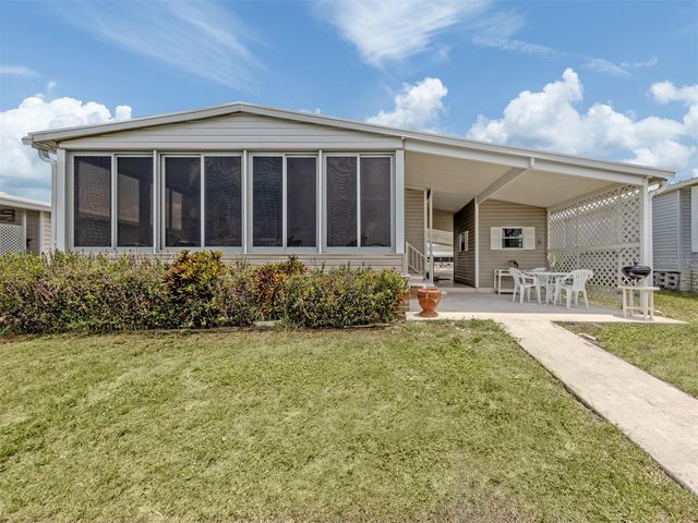 132 MARTINIQUE ROAD, North Port, FL 34287