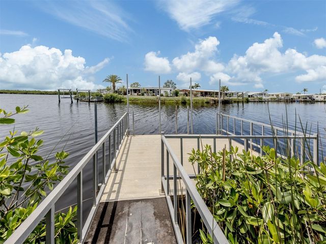 132 MARTINIQUE ROAD, North Port, FL 34287