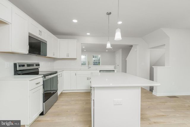 122 DOLOMITE DR, Port Matilda, PA 16870