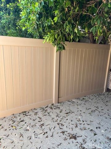 419 S Heliotrope 1, Monrovia, CA 91016