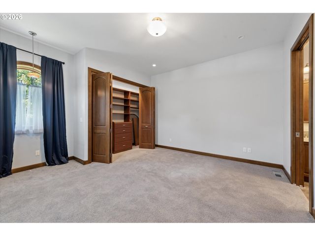 121 RIDGE Dr, La Grande, OR 97850