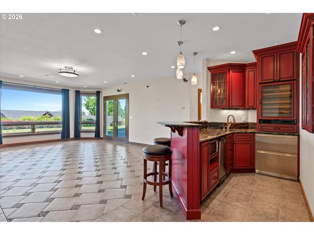 121 RIDGE Dr, La Grande, OR 97850