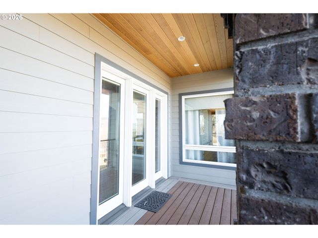 121 RIDGE Dr, La Grande, OR 97850