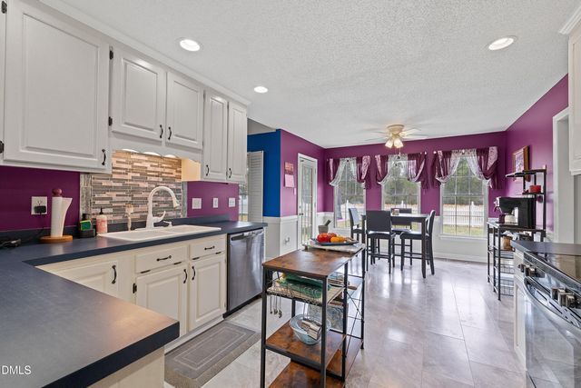 724 Iris Bryant Road, Dunn, NC 28334