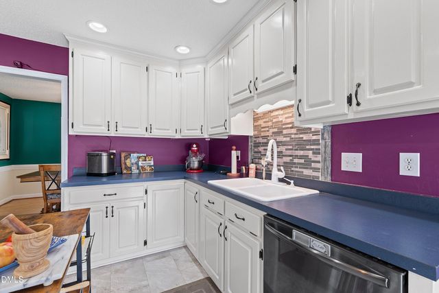 724 Iris Bryant Road, Dunn, NC 28334