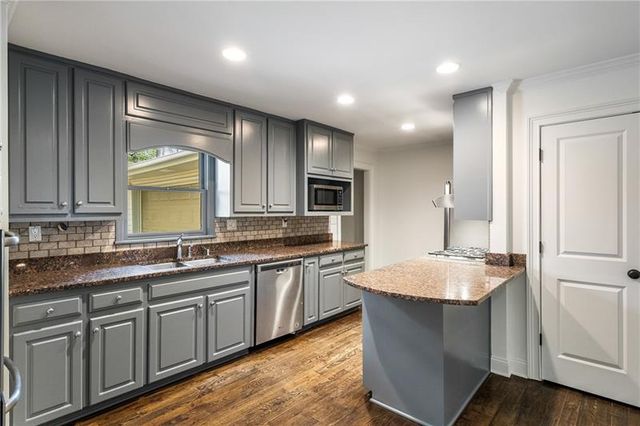 2468 Ridgeway Drive, Atlanta, GA 30360