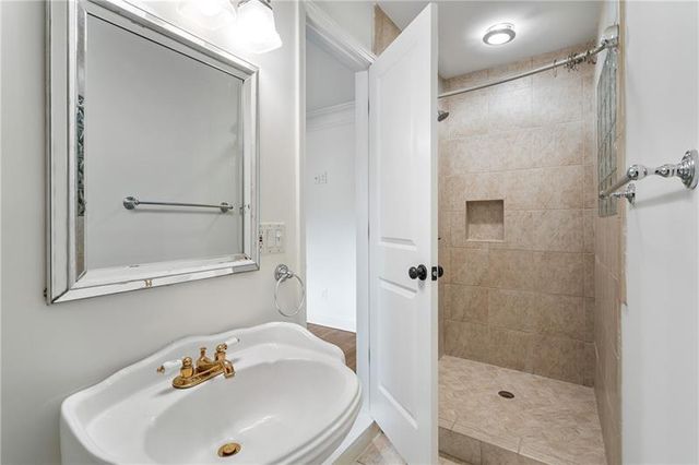 2468 Ridgeway Drive, Atlanta, GA 30360