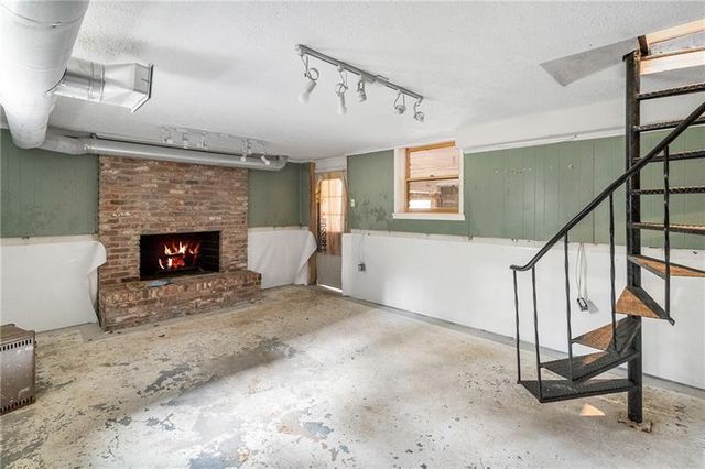2468 Ridgeway Drive, Atlanta, GA 30360