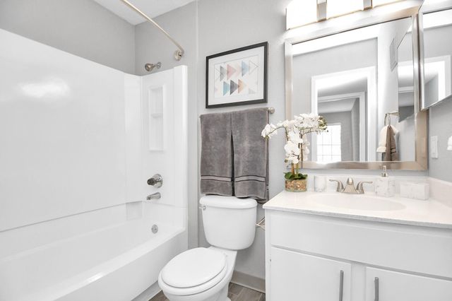 2701 W Bellfort Avenue 216, Houston, TX 77054