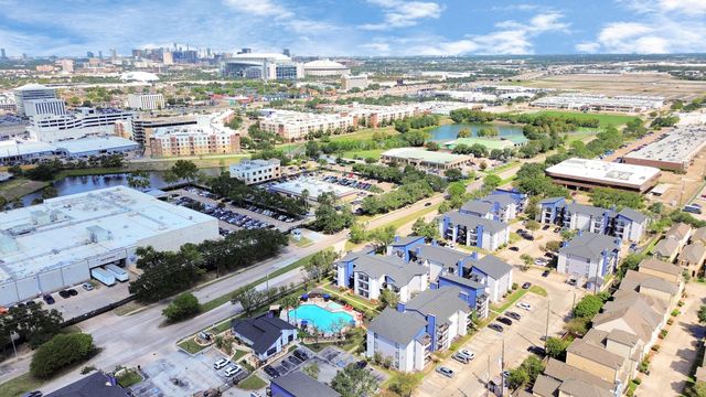 2701 W Bellfort Avenue 216, Houston, TX 77054