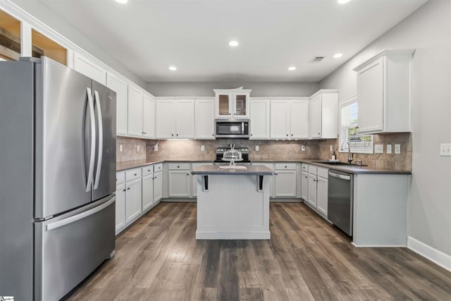 200 Rivanna Lane, Greenville, SC 29607