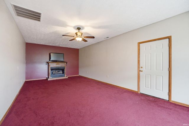 4236 S County Line Rd E Road, Mulberry, IN 46058