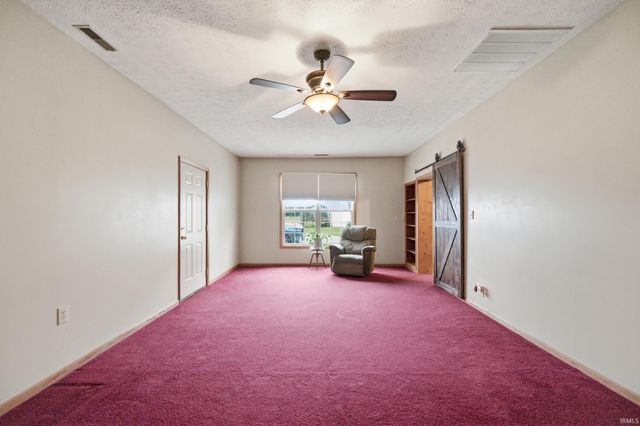 4236 S County Line Rd E Road, Mulberry, IN 46058
