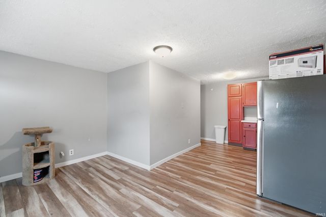 4236 S County Line Rd E Road, Mulberry, IN 46058