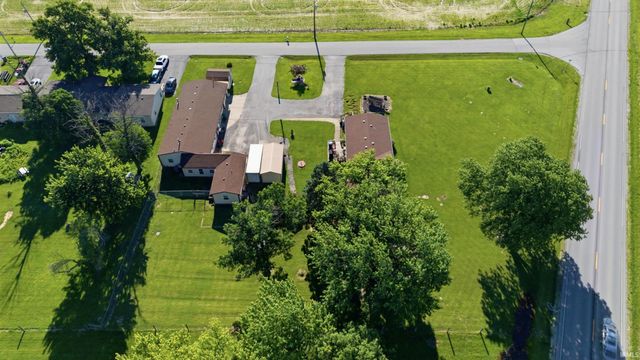 4236 S County Line Rd E Road, Mulberry, IN 46058