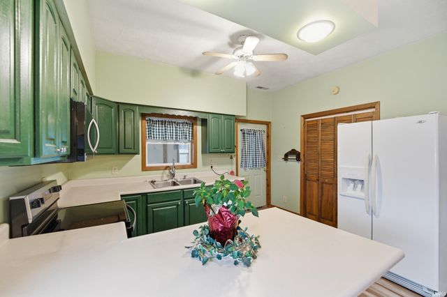 4236 S County Line Rd E Road, Mulberry, IN 46058