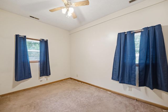 4236 S County Line Rd E Road, Mulberry, IN 46058