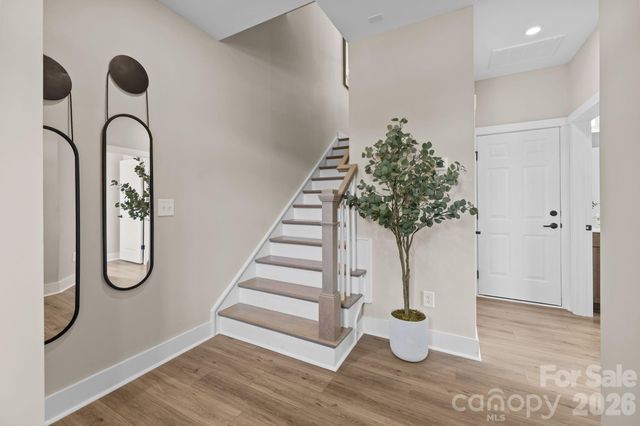 4121 Westbound Drive, Charlotte, NC 28278
