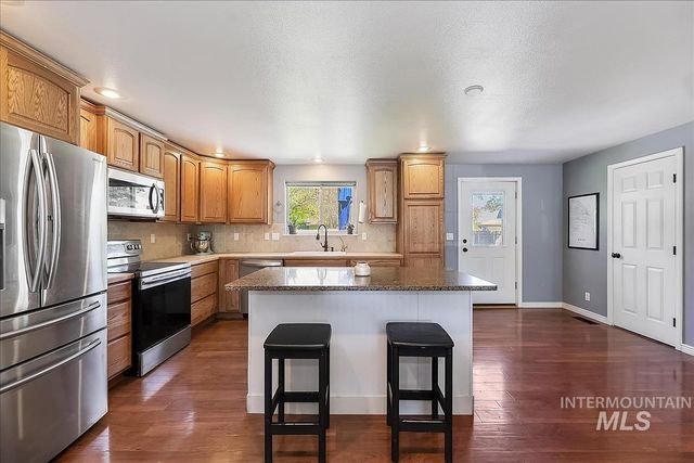 1803 Poplar St, Caldwell, ID 83605