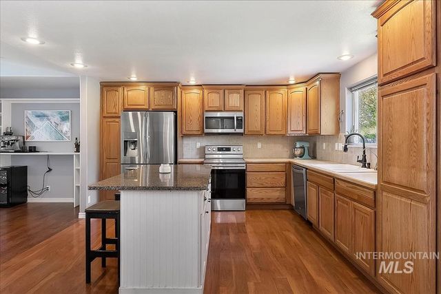 1803 Poplar St, Caldwell, ID 83605