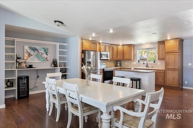 1803 Poplar St, Caldwell, ID 83605