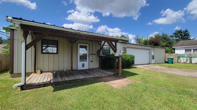 920 Cable Street, Conroe, TX 77301