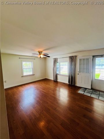 338 Davis Drive, Poca, WV 25159