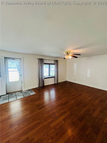 338 Davis Drive, Poca, WV 25159