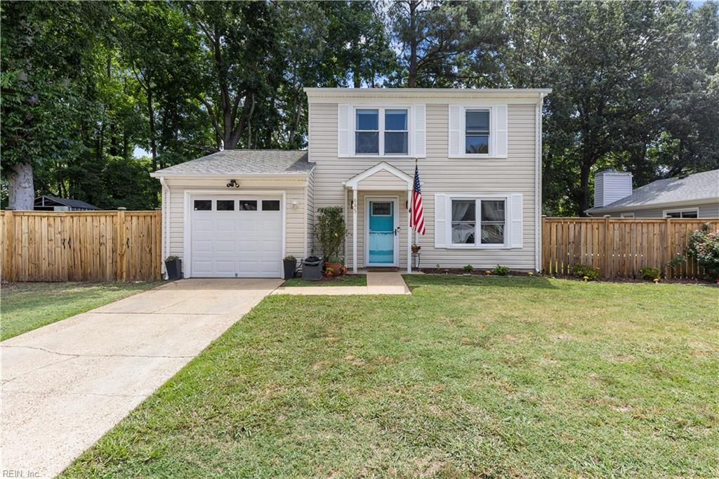 695 Chatsworth DR, Newport News, VA 23601